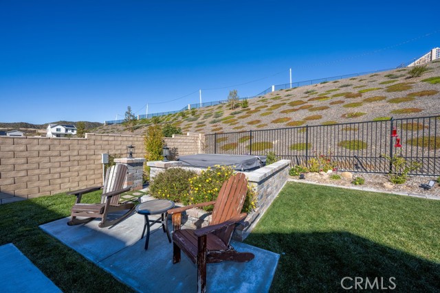 Detail Gallery Image 34 of 57 For 28701 Wildflower Ca,  Castaic,  CA 91384 - 4 Beds | 3/1 Baths