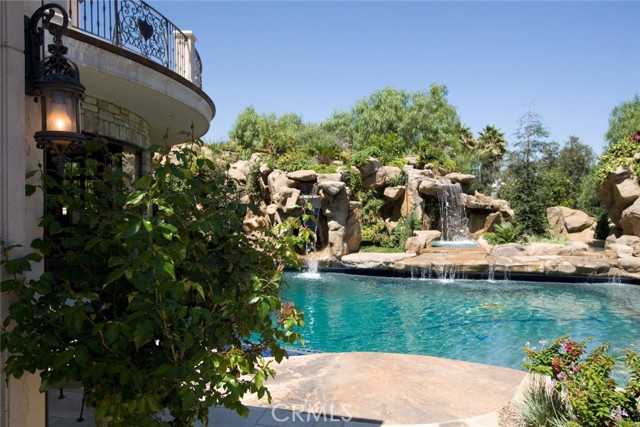 1138 Corte Tularosa, Camarillo CA: https://media.crmls.org/medias/854e19f7-3398-40f1-8d41-9b32d58642e3.jpg