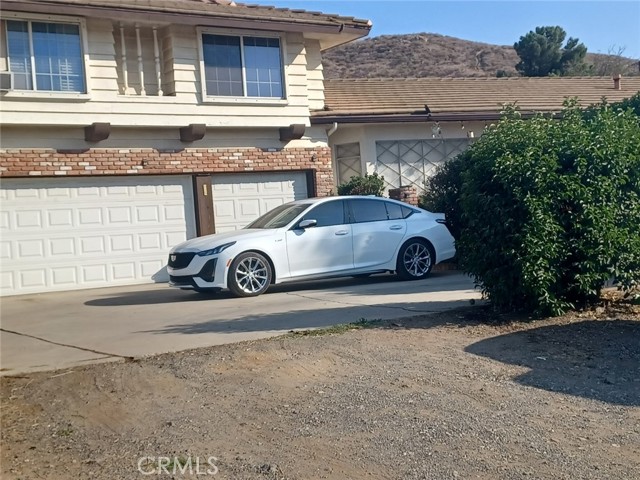 Detail Gallery Image 2 of 23 For 8450 54th St, Jurupa Valley,  CA 92509 - 6 Beds | 4/1 Baths