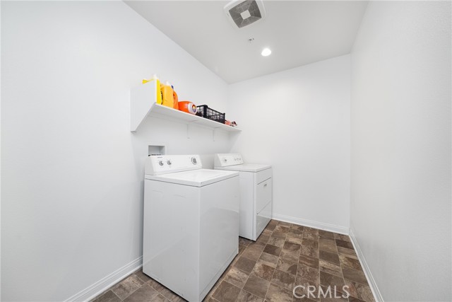 33056 saint emilion, Winchester CA: https://media.crmls.org/medias/854fcfd3-dbc7-4e93-abea-c839314adcb1.jpg
