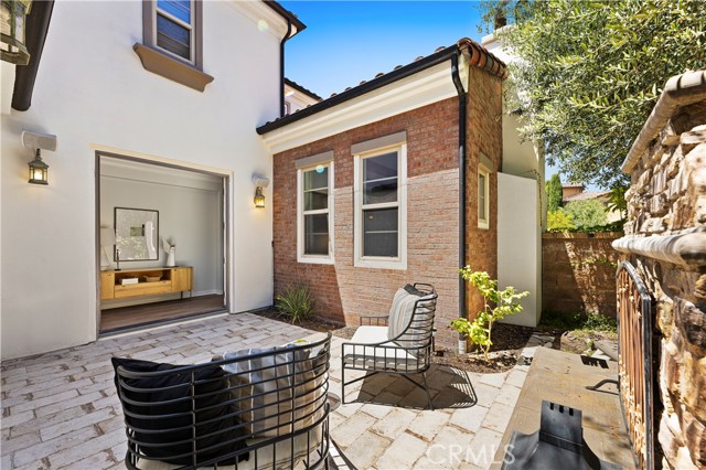 Detail Gallery Image 12 of 60 For 54 Valley Terrace, Irvine,  CA 92603 - 5 Beds | 4/1 Baths