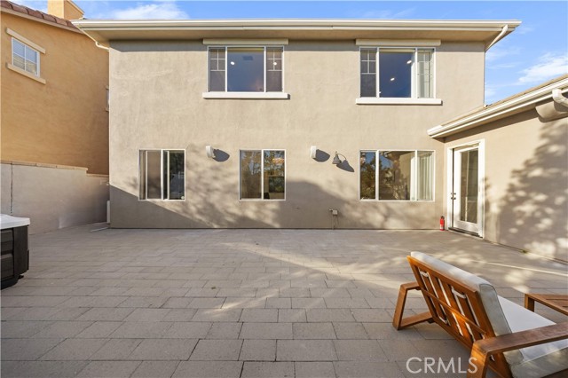 Image 52 of 71 For 23195 Stoneridge