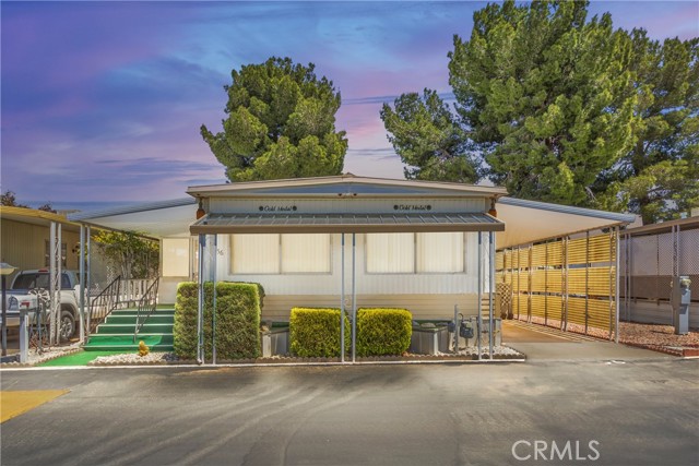 Detail Gallery Image 1 of 35 For 14411 Palmdale Rd #56,  Victorville,  CA 92392 - 2 Beds | 2 Baths