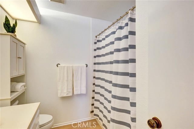Detail Gallery Image 12 of 25 For 4200 via Arbolada #104,  Los Angeles,  CA 90042 - 1 Beds | 1 Baths