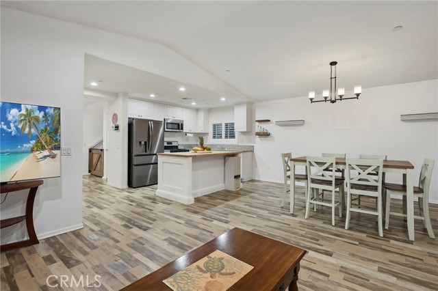 Detail Gallery Image 14 of 42 For 29410 Meadow, Lake Elsinore,  CA 92530 - 4 Beds | 3 Baths