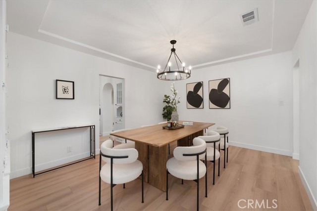 Detail Gallery Image 18 of 35 For 3905 Roxton Ave, Los Angeles,  CA 90008 - 3 Beds | 2 Baths