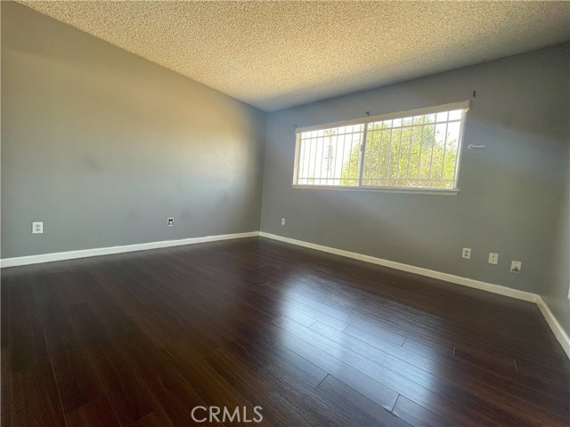 Detail Gallery Image 11 of 25 For 13671 Thunderbird Dr, Moreno Valley,  CA 92553 - 4 Beds | 2 Baths