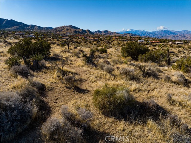 Detail Gallery Image 9 of 27 For 58980 Santa Barbara Dr, Yucca Valley,  CA 92284 - – Beds | – Baths