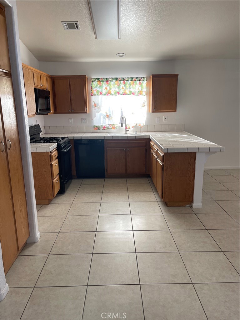 85566F04 B862 4482 85B1 88De30A163C6 3631 San Jacinto Avenue, Rosamond, Ca 93560 &Lt;Span Style='BackgroundColor:transparent;Padding:0Px;'&Gt; &Lt;Small&Gt; &Lt;I&Gt; &Lt;/I&Gt; &Lt;/Small&Gt;&Lt;/Span&Gt;