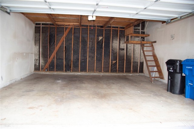 Detail Gallery Image 14 of 21 For 6275 Canoga Ave #73,  Woodland Hills,  CA 91367 - 2 Beds | 1 Baths