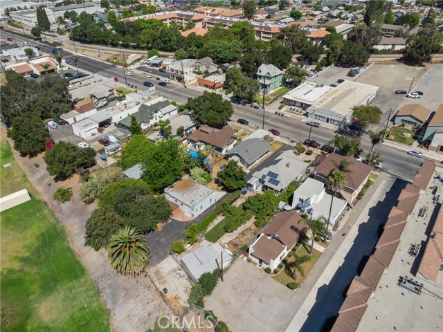 608 E Main Street, Santa Paula CA: https://media.crmls.org/medias/8556ecb4-9320-4237-bd69-09bae2ac19eb.jpg