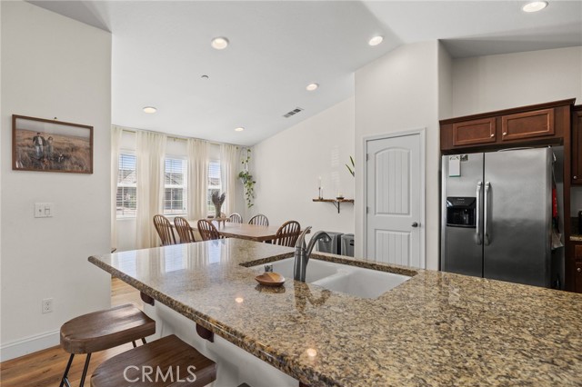 Detail Gallery Image 16 of 50 For 13210 Sunlight Star, Bakersfield,  CA 93314 - 4 Beds | 3 Baths