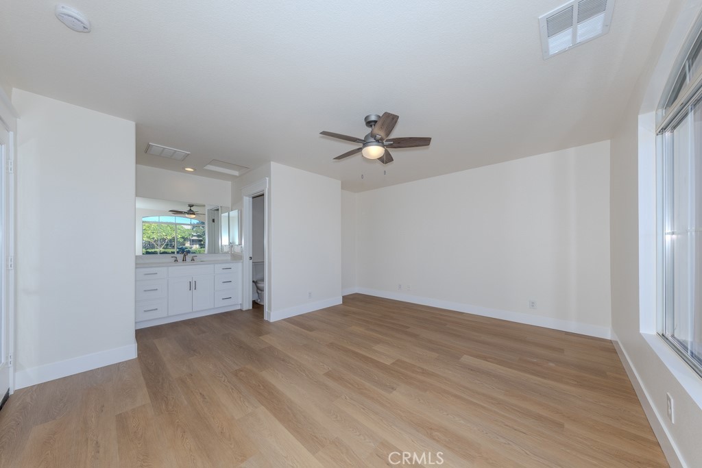 MLS #OC25164195 image #57