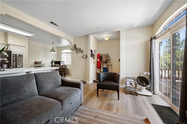 610 Sunrise Drive, Santa Maria CA: https://media.crmls.org/medias/85595385-dad1-4996-a99b-388c3dc2938b.jpg
