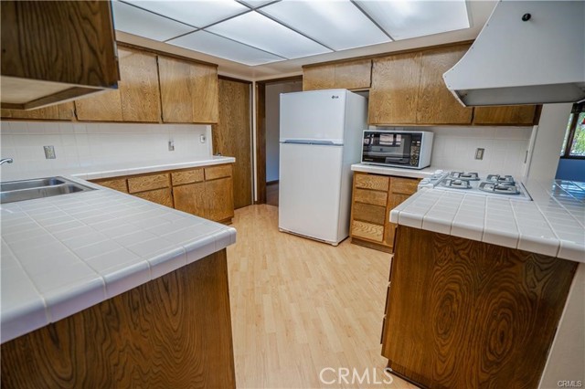 Detail Gallery Image 21 of 41 For 34155 Castlehaven Rd, Agua Dulce,  CA 91390 - 3 Beds | 3 Baths