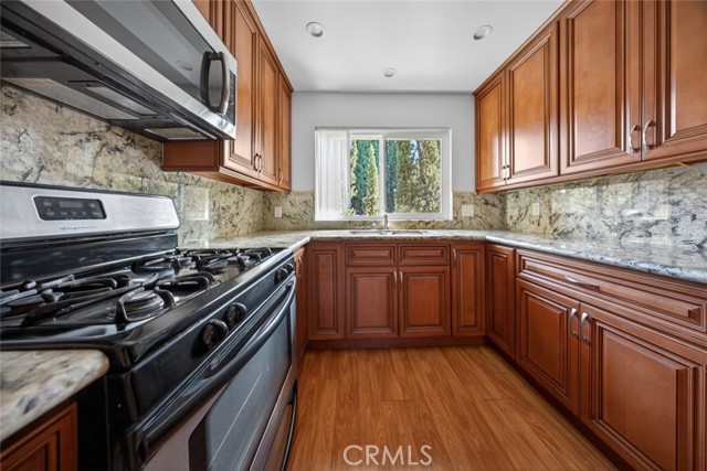 Detail Gallery Image 28 of 45 For 909 E Garfield #3,  Glendale,  CA 91205 - 2 Beds | 2 Baths