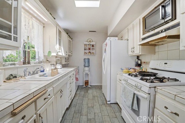 Detail Gallery Image 18 of 55 For 4400 Harrison Canyon, San Bernardino,  CA 92404 - 3 Beds | 1 Baths