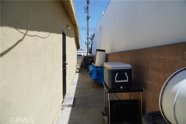 124 E Lincoln Ave, Orange CA: https://media.crmls.org/medias/855a6e05-e330-4ddf-8458-bb39bdf03c35.jpg
