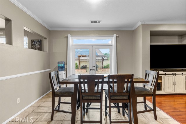 Detail Gallery Image 18 of 59 For 39926 Meadowcrest Way, Palmdale,  CA 93551 - 5 Beds | 3 Baths