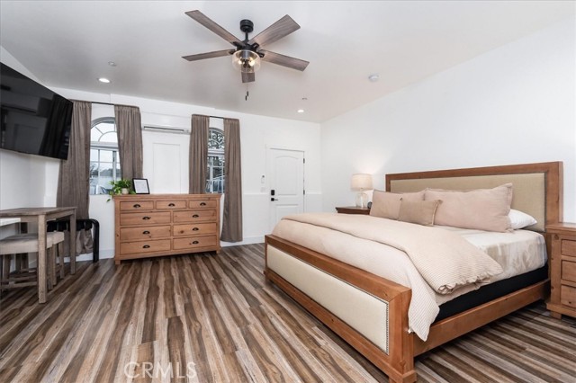Image 10 of 27 For 49271 Golden Oak