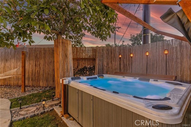 518 S Forest Avenue, Santa Ana CA: https://media.crmls.org/medias/855ba451-ee25-4aa1-9d84-ff8ec3def736.jpg
