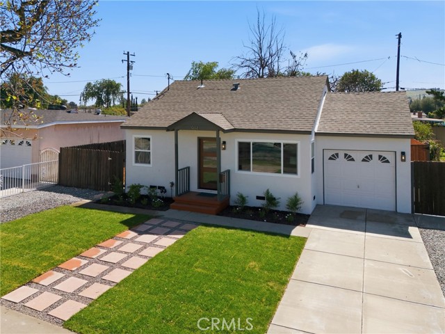 Detail Gallery Image 3 of 39 For 984 Fremont St, Pomona,  CA 91766 - 3 Beds | 2 Baths