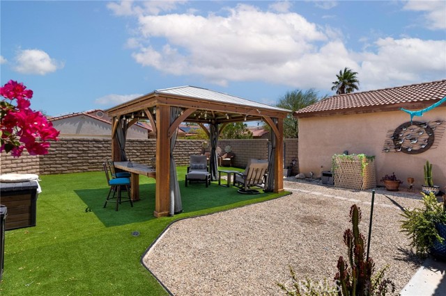 67760 Rio Vista Drive, Cathedral City CA: https://media.crmls.org/medias/855bec6c-7400-4eb9-9d68-c6b9147444ae.jpg