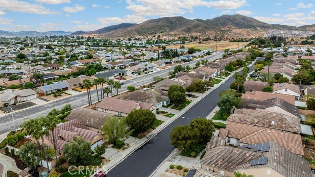 26253 Desert Rose Lane, Menifee CA: https://media.crmls.org/medias/855c5e3e-8c4c-4a1b-90e5-cc7b80a2f56a.jpg