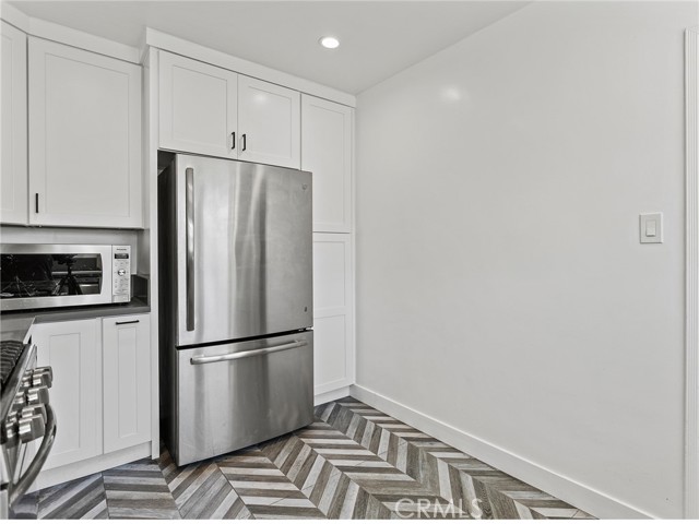 Detail Gallery Image 10 of 41 For 850 Grant Ave, Glendale,  CA 91202 - 2 Beds | 1 Baths