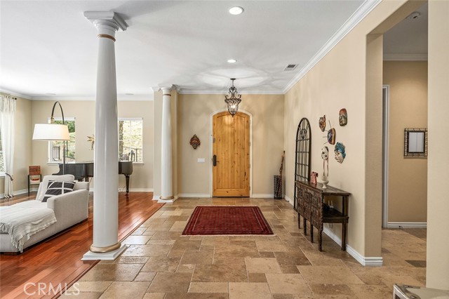 Detail Gallery Image 6 of 50 For 36505 Calle De Lobo, Murrieta,  CA 92562 - 4 Beds | 4/1 Baths