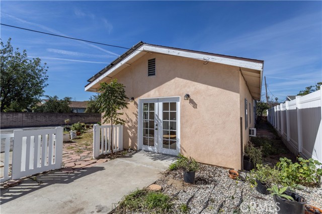 Detail Gallery Image 40 of 74 For 9826 Columbus, North Hills,  CA 91343 - 7 Beds | 5/1 Baths