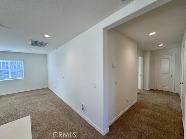 https://media.crmls.org/medias/855d356b-1126-4422-9ea3-829eed90e52e.jpg?preset=X-Large