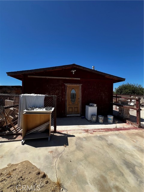 41060 158th E Street, Lake Los Angeles CA: https://media.crmls.org/medias/855deb64-f83b-4f4e-b9ec-1c9db1f21449.jpg