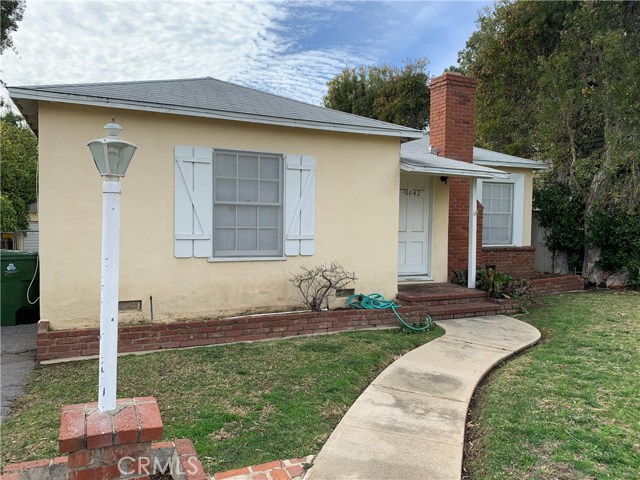 16042 Northfield Street Pacific Palisades, California BACK ON THE MARKET AND JUST REDUCED!! **Probate Sale** No Court Approval of sale required. Sold "As-Is". An Investor/Developers dream in an excellent neighborhood. Large detached two car garage. Five minute drive to the beach. Great hiking and biking in the area as well. Community park with pool, tennis and recreation center nearby. Fantastic opportunity for a large family, investor and/or developer in the highly desirable Pacific Palisades. Great schools. ** Submit all reasonable offers **