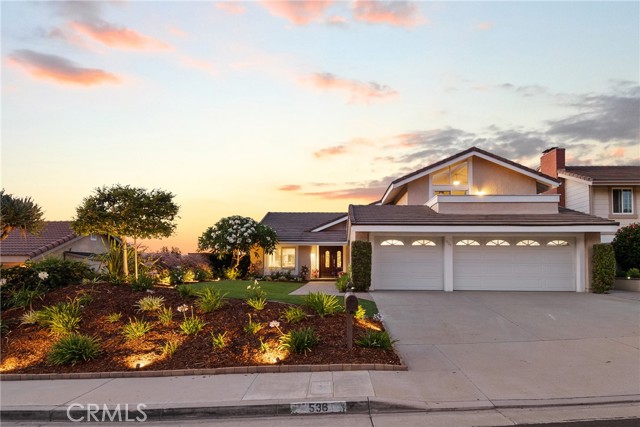 536 S Tumbleweed Road, Anaheim Hills CA: https://media.crmls.org/medias/855f4c02-1db5-4954-bff1-001910619c19.jpg