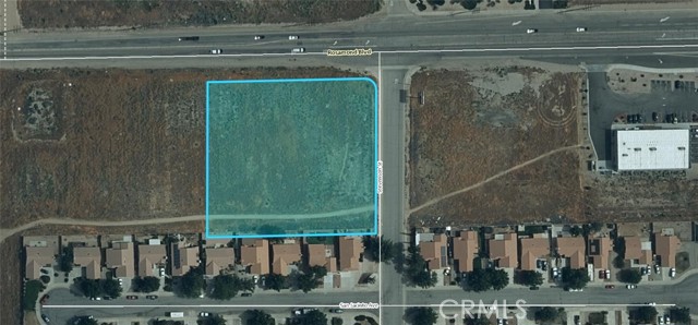 1 Rosamond Boulevard, Rosamond CA: https://media.crmls.org/medias/855f5ceb-cfd8-47cc-a172-eadf83539c19.jpg
