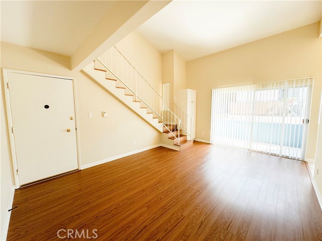 Detail Gallery Image 2 of 12 For 7838 W Manchester Ave #6,  Playa Del Rey,  CA 90293 - 2 Beds | 1 Baths