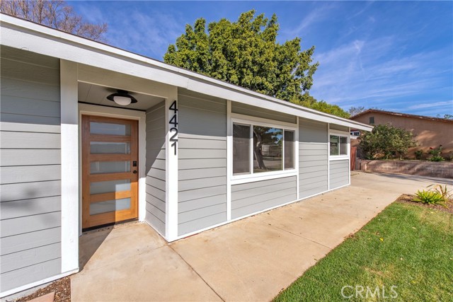 Detail Gallery Image 4 of 34 For 4421 Hempstead St, Simi Valley,  CA 93063 - 3 Beds | 2 Baths