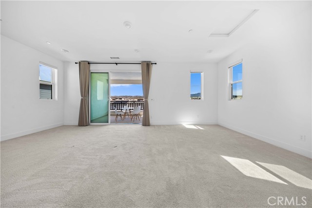 Detail Gallery Image 37 of 60 For 102 Yugen, Irvine,  CA 92618 - 4 Beds | 3/1 Baths