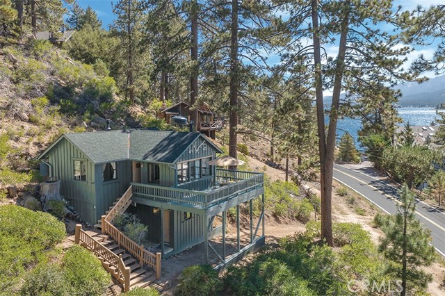 Detail Gallery Image 1 of 1 For 331 Big Bear Trail, Fawnskin,  CA 92333 - 2 Beds | 1 Baths