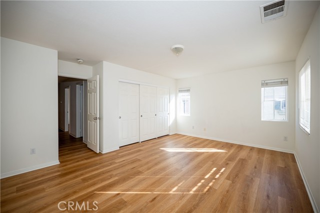 Image 19 of 28 For 1886 Spring White Rd