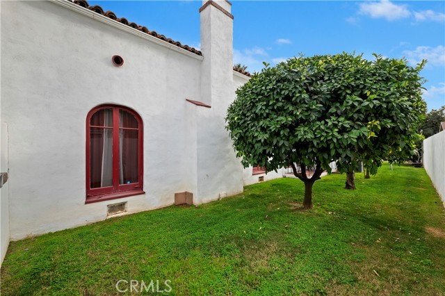 Image 68 of 73 For 4202 University