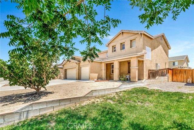 Detail Gallery Image 4 of 56 For 2354 Crimson, Rosamond,  CA 93560 - 4 Beds | 2/1 Baths