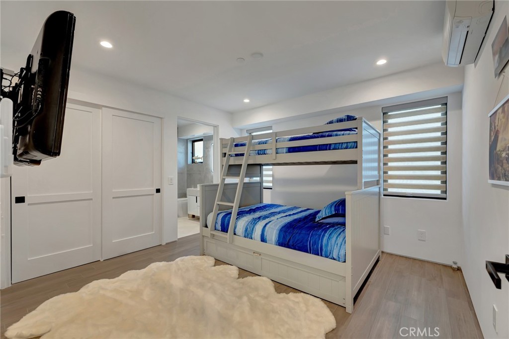 MLS #OC26164357 image #23