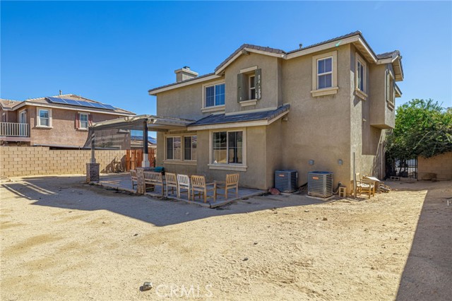 37137 Firethorn Street, Palmdale CA: https://media.crmls.org/medias/856574c2-224d-4c54-a683-674014eb2968.jpg