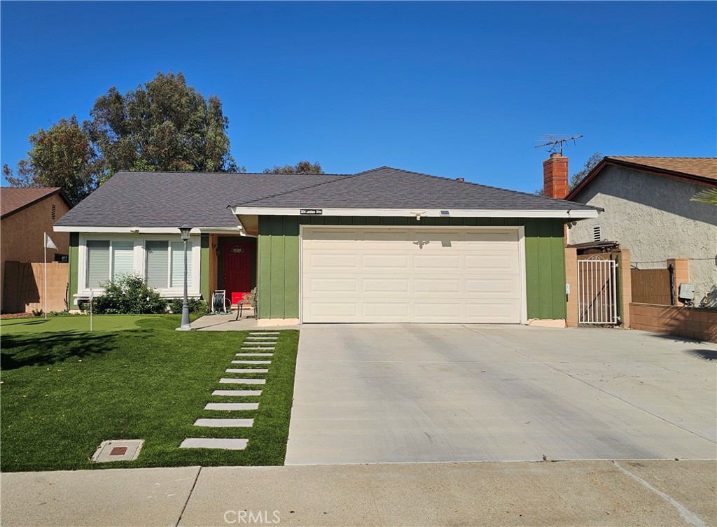 3034 S Betsy Street