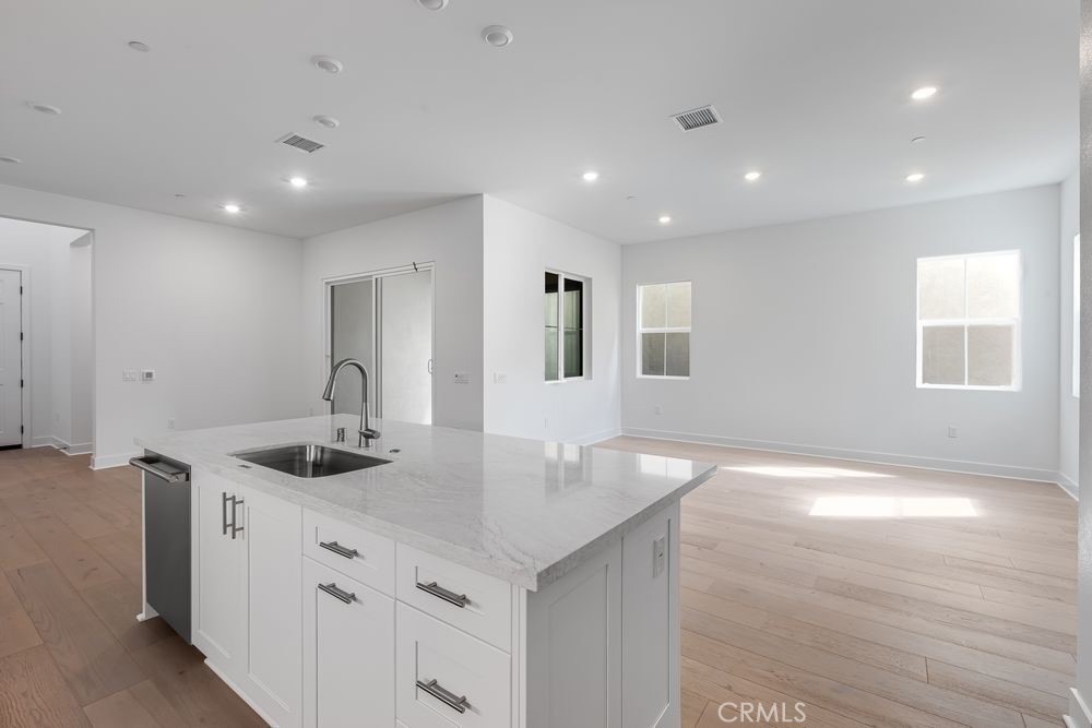 MLS #IG25241964 image #9