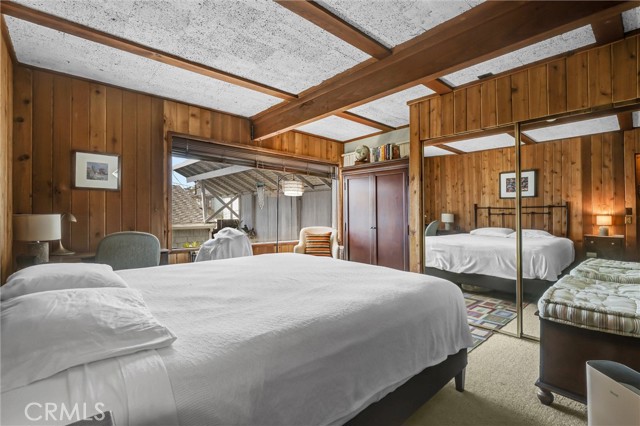 266 Grandview, Laguna Beach CA: https://media.crmls.org/medias/85668849-53b7-45fb-833c-dc9f76dc6b6e.jpg