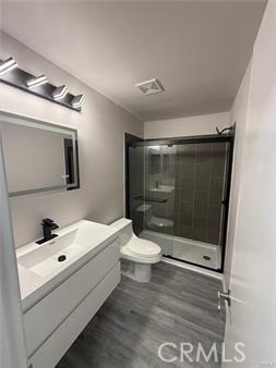 Detail Gallery Image 17 of 27 For 34051 Silver Lantern St, Dana Point,  CA 92629 - 5 Beds | 4 Baths