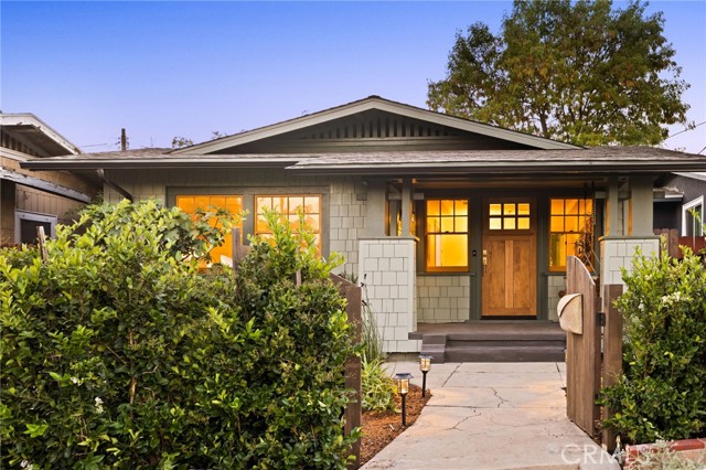 215 Branch Street, Los Angeles CA: https://media.crmls.org/medias/85676462-c839-4e9f-90b6-ea87d35dd081.jpg